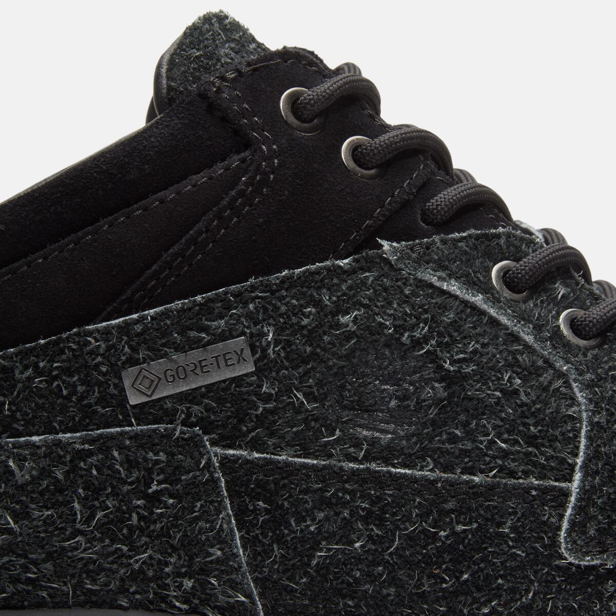 TIMBERLAND Men's Heritage Moc Toe GTX Chukka Black Suede - Image 7