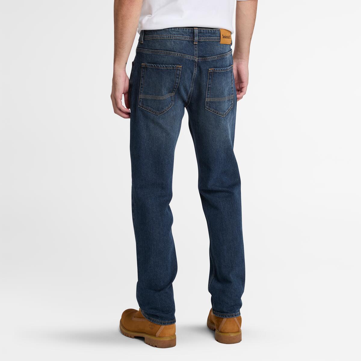 TIMBERLAND Men's Sandown Straight Denim Jeans Mid Indigo - Image 4