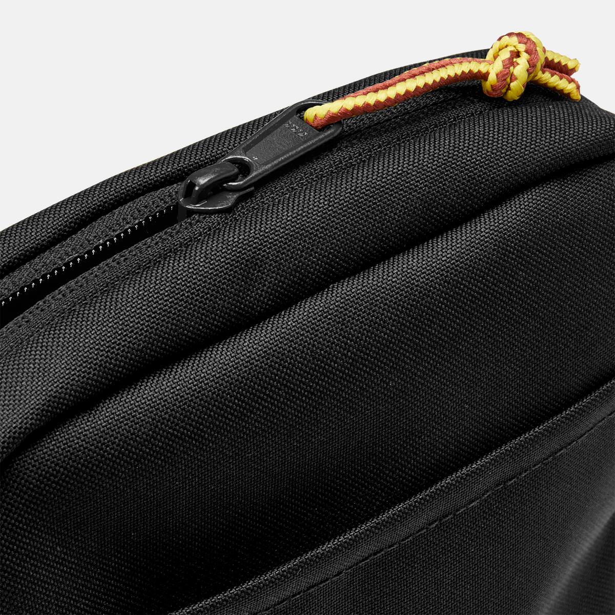 TIMBERLAND Thayer Crossbody Bag Black - Image 4