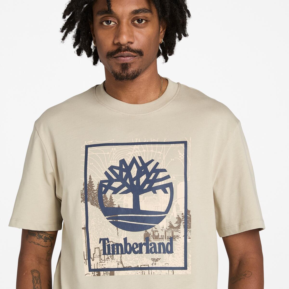 TIMBERLAND Unisex Front Seasonal Stack Logo Graphic Tee Island Fossil - Image 4